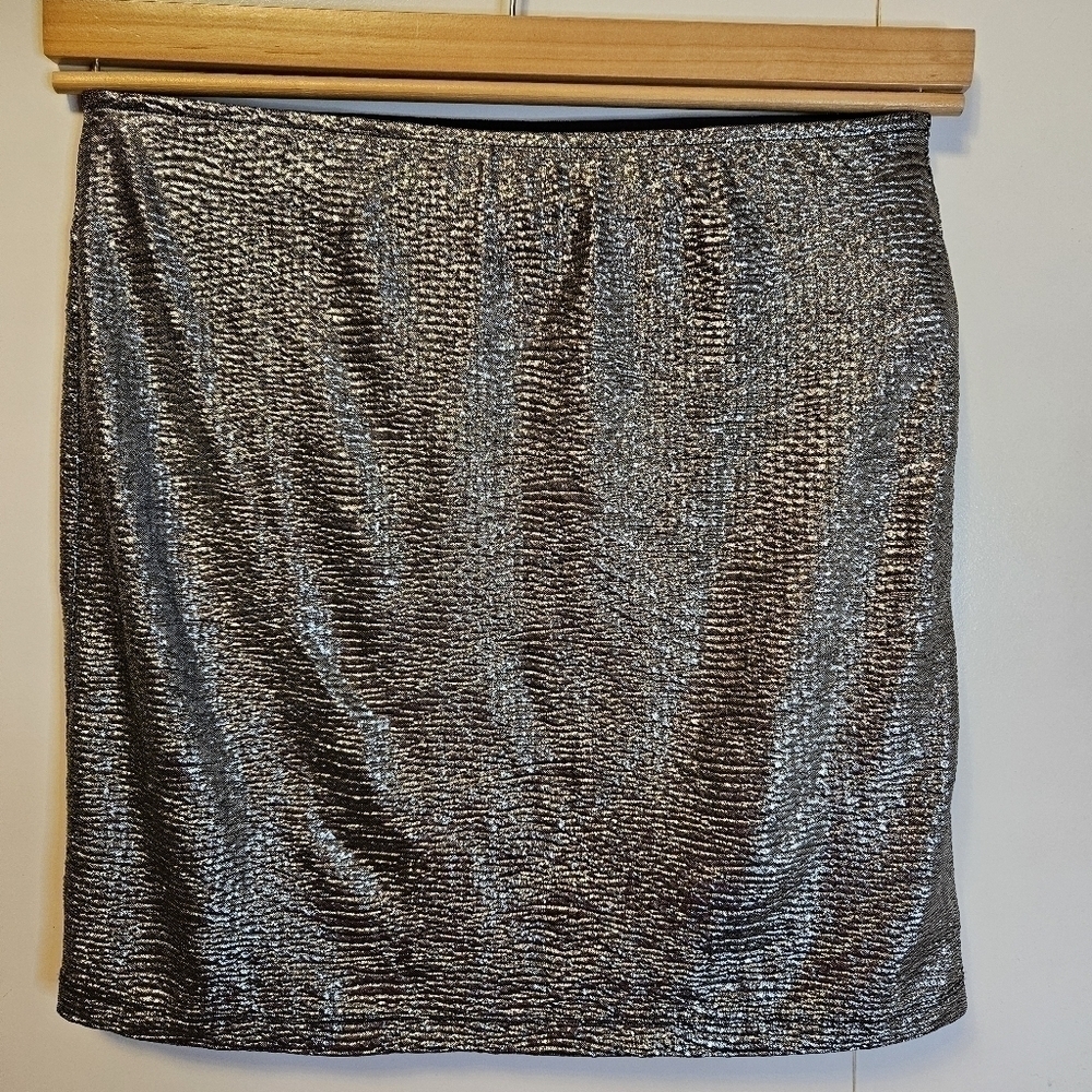 Forever21 Juniors Size Large Silver Mini Skirt